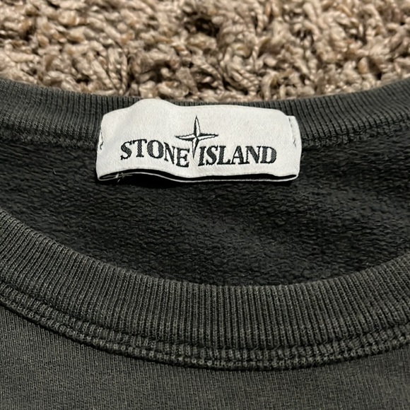 STONE ISLAND: Long sleeve Crewneck - Picture 2 of 3